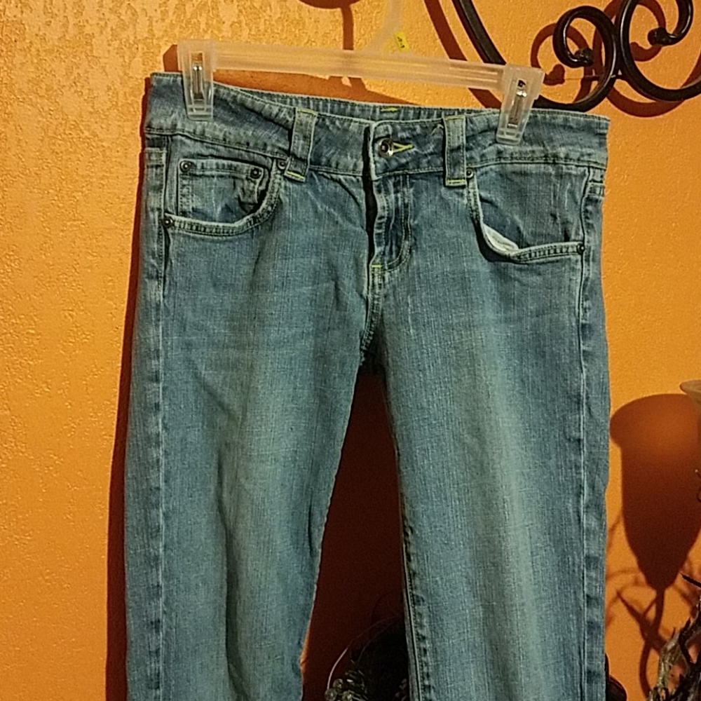 7 for 40 Viggos cuffed  distressed jeans